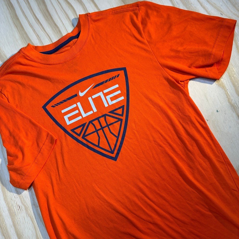 Nike Men's Dri-FIT Elite Shield Logo Basketball Graphic T-Shirt Orange Size S